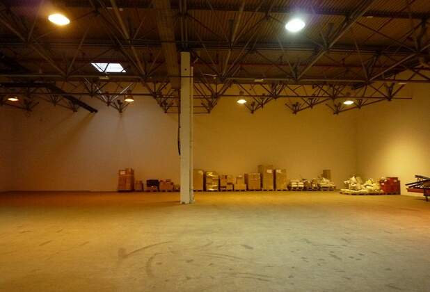 Onlineversand mietet 700 m² Lagerhalle im Dresdner Osten
