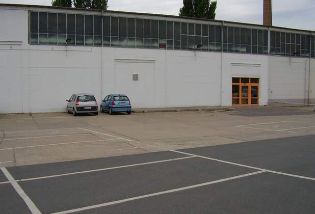 MEGA Malereikaufsgenossenschaft mietet 950 m² Gewerbefläche in Dresden