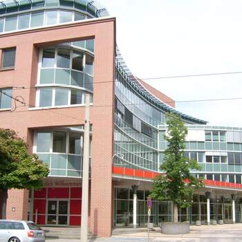 15.11.2012 - 820 m² an ein Küchenstudio im Hansa-Zentrum in Dresden vermietet