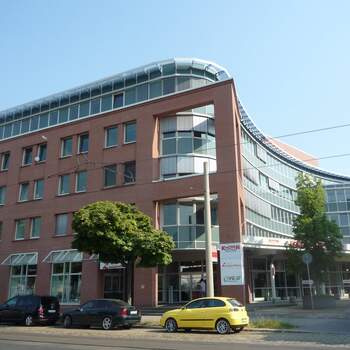 04.11.2013 - Dorfner Gruppe mietet im Hansazentrum 410 m² Bürofläche für seine Dresdner Niederlassung an
