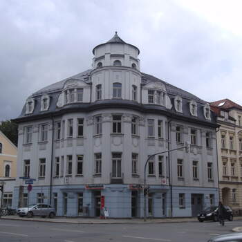 10.04.2015 - DER IMMO TIP Chemnitz vermietet 500m² Büro + Praxis  in Zwickau