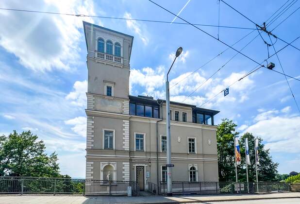 Dresden: Mietvertrag über 180 m² Bürofläche in "Villa Stephanie" vermittelt