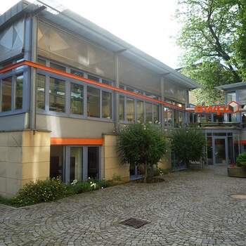 12.05.2013 - Mietvertrag über 450 m² Bürofläche im Dresdner "Preußischen Viertel" vermittelt!