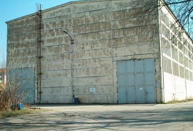 Verkauft, ca. 6.000 m² große Grundstücksfläche mit ca. 1.800 m² großer Halle in Dresden Nord.
