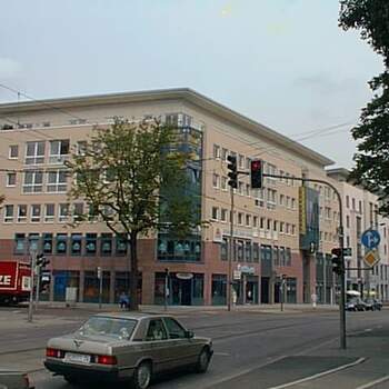 15.11.2012 - 770 + 369 m² Ladenfläche konnten an KIK Textilien und Non-Food GmbH und die Textil-Handelskette NKD vermittelt werden