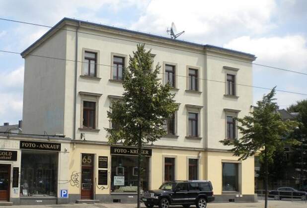 Wohn-und Geschäftshaus in Dresden Striesen vermittelt