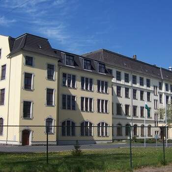 26.03.2015 - 9.200 m² großes Gewerbeobjekt in Dresden Niedersedlitz durch DER IMMO TIP vermittelt