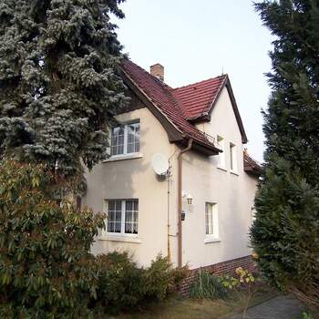 15.11.2012 - Einfamilienhaus in Weißig an der Grenze zu Dresden vermittelt!