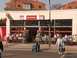 215 m² Ladenfläche an Discounter vermietet !