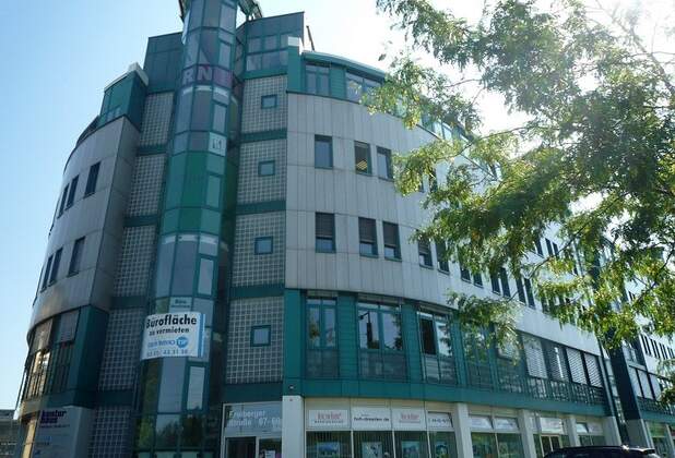Bildungszentrum mietet 320 m² Büro- und Schulungsräume im Dresdner Kontorhaus