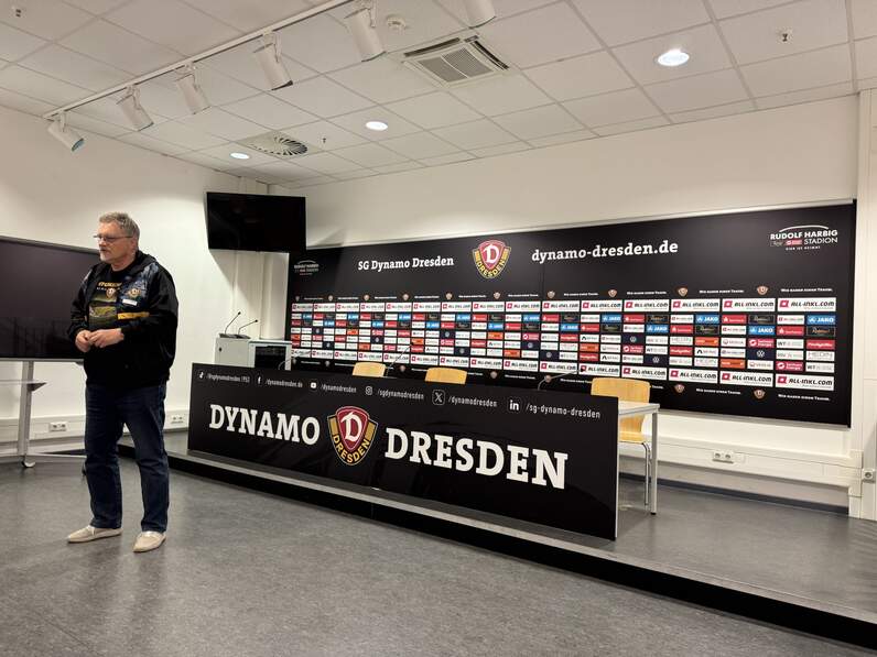 Die Repräsentanz Dresden von IVD Mitte-Ost unterwegs im Rudolf-Harbig-Stadion