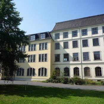 13.04.2015 - Gewerbeobjekt in Dresden Niedersedlitz durch DER IMMO TIP vermittelt