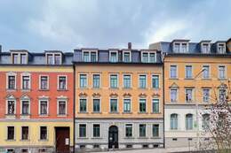 Radeberg: Kaufvertrag über Mehrfamilienhaus mit 8 Einheiten vermittelt