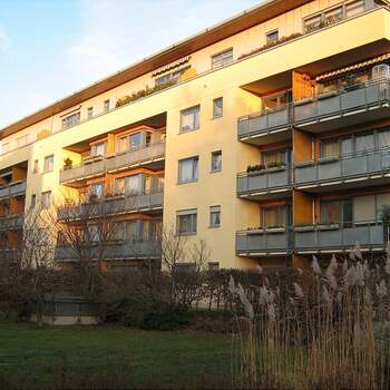 15.11.2012 - 2011 startet mit Vermittlung einer Eigentumswohnung in Dresden