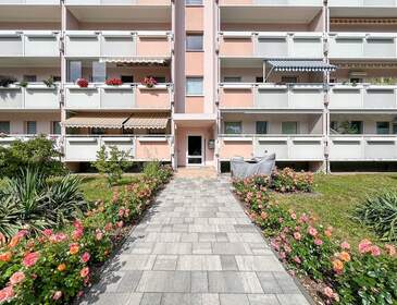 Dresden Strehlen - Eigentumswohnung mit großzügigem Balkon vermittelt