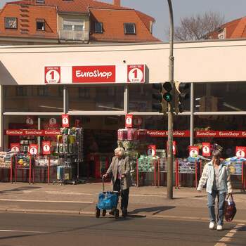 15.11.2012 - 215 m² Ladenfläche an Discounter vermietet !