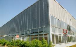 DER IMMO TIP vermittelt große Industriehalle in Weißwasser an die Stölzle Lausitz GmbH