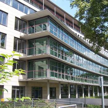 09.04.2015 - DER IMMO TIP Chemnitz berät 3M Tochter Printechnologics und vermietet 1076m² Bürofläche