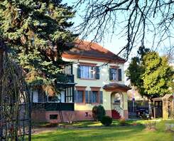 Für unsere Interessenten suchen wir dringend Villen in Blasewitz, Loschwitz, Weißer Hirsch  bis 1.000.000,- Euro!