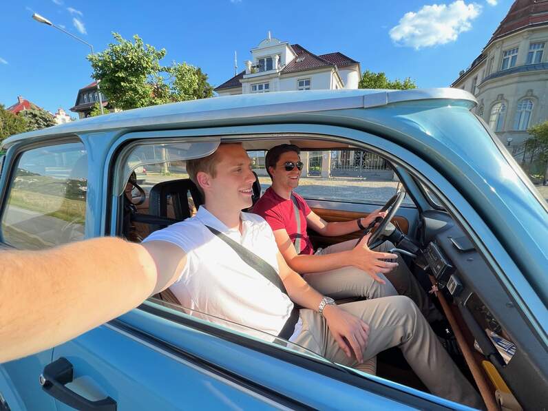 Schönes Event - Mit dem Trabi durch die Dresdner City