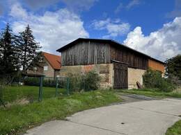 Stadtgrenze zu Dresden - Haus mit Scheune vermittelt!