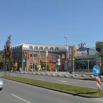 15.11.2012 - Weiterer Büro-Mietvertrag im Seidnitz - Center vermittelt!