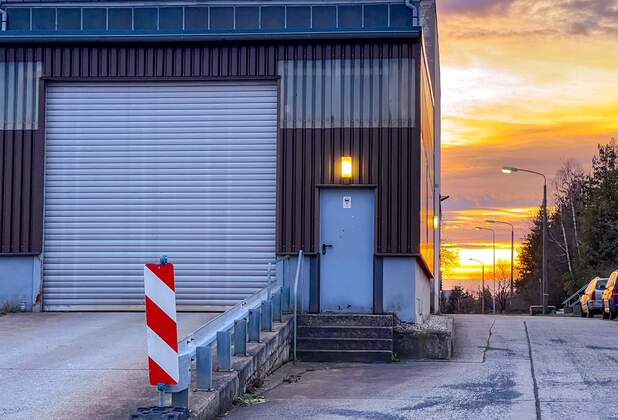 Ohorn: Hallenfläche mit 115 m² langfristig an Blumengroßhandel vermietet!