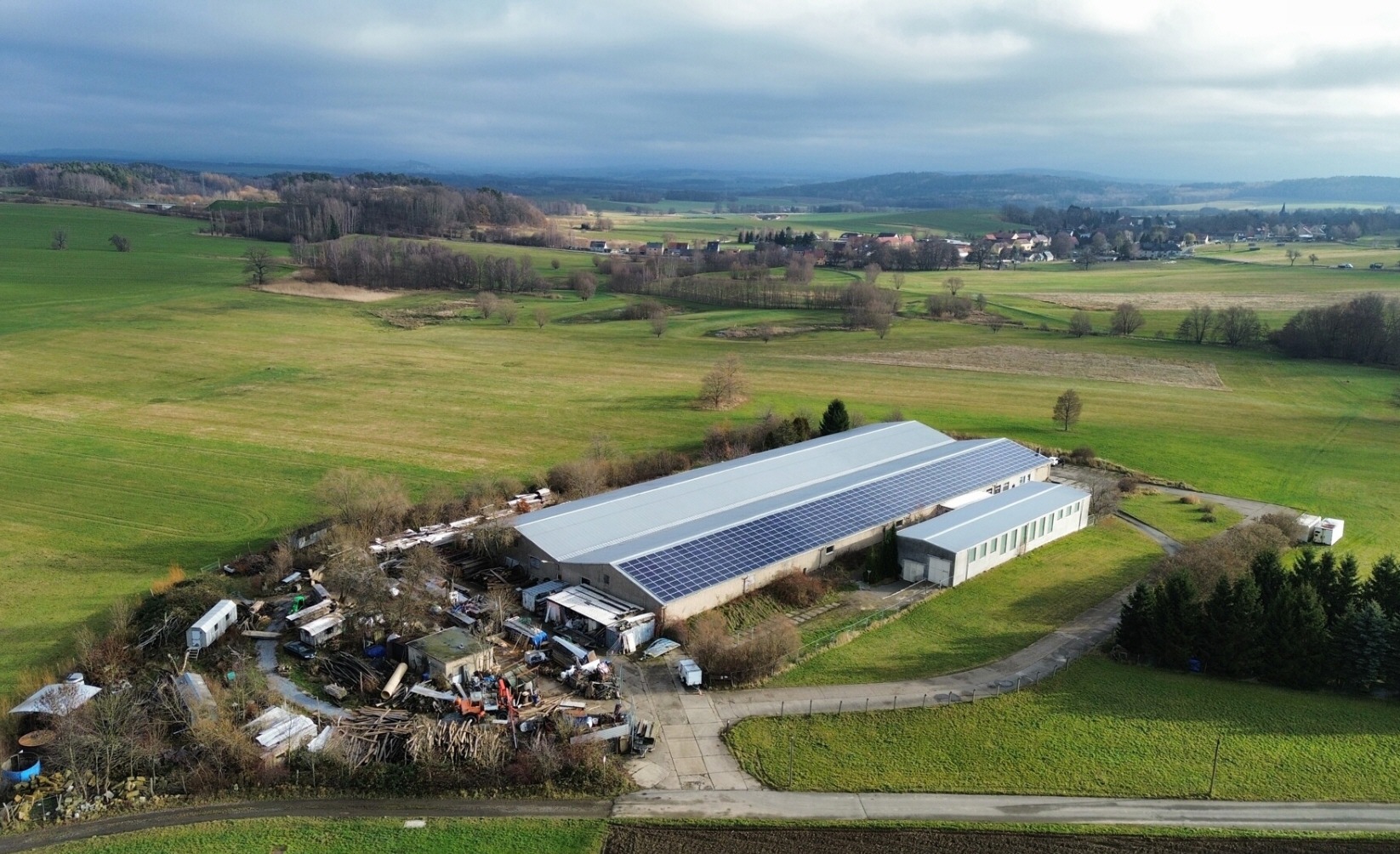Dresden: Kaufvertrag für 15.000 m² großes Grundstück im Dresdner Hochland vermittelt