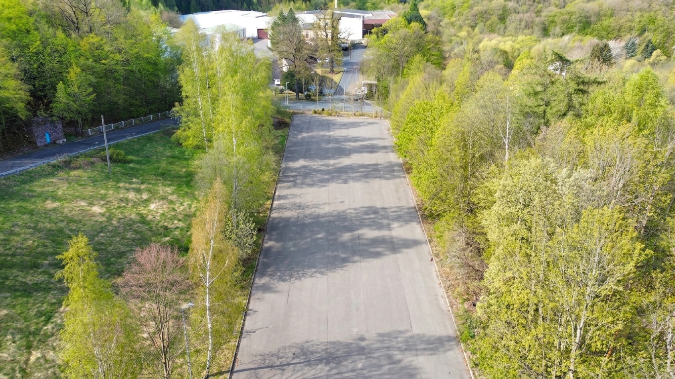 Nähe Dresden: Rund 3.000 m² Freifläche vermittelt!