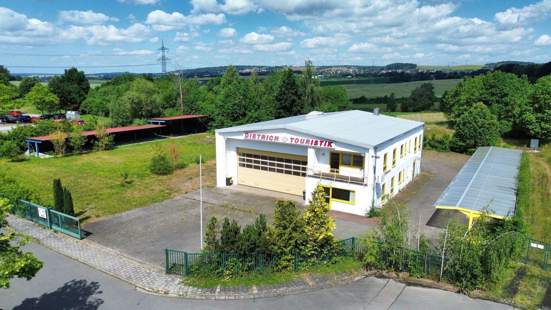 Nahe Chemnitz | Vielseitige Halle mit Büro und Freifläche in Mittelbach zum Kauf!