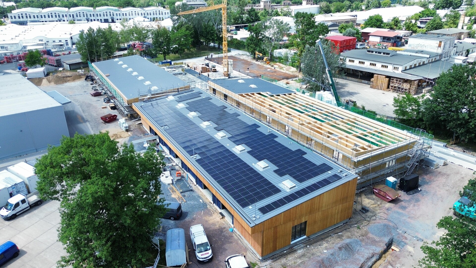 Erstbezug! Flexible Hallenflächen innerhalb Industriegebiet im Dresdner Norden zur Miete!
