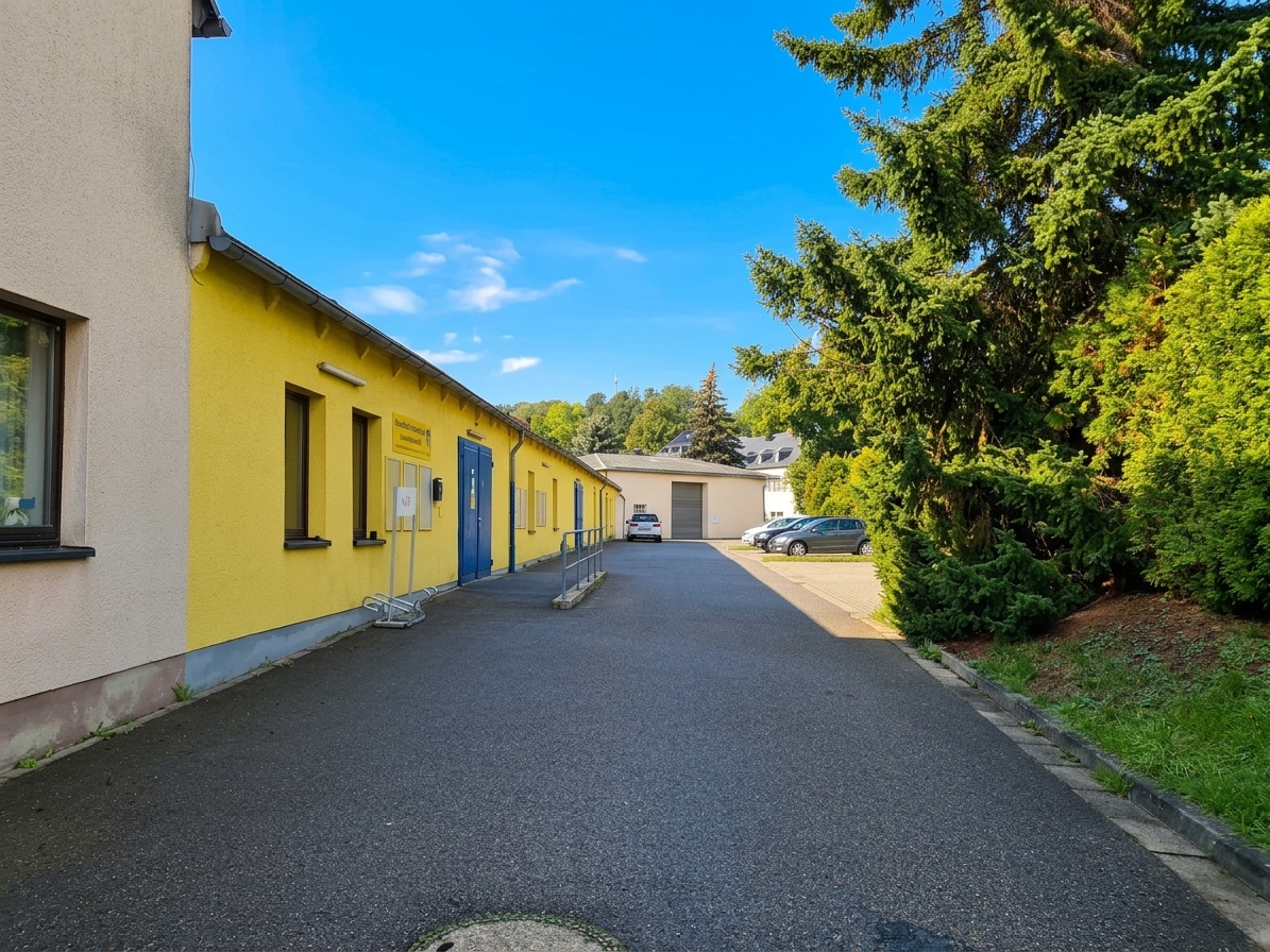 Hohenstein-Ernstthal | Vielseitig nutzbare Gewerbefläche zur Miete