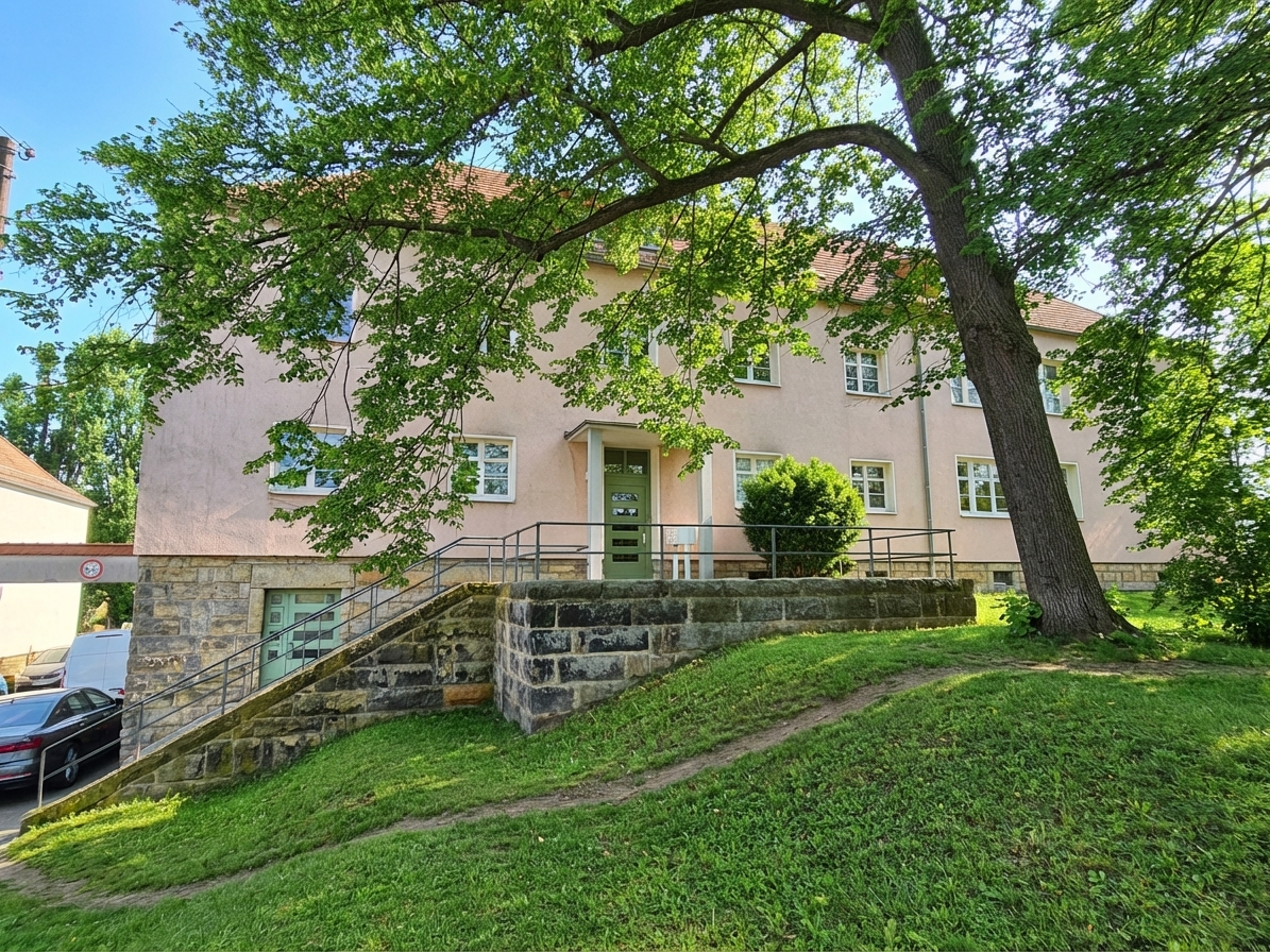 Zentrumsnahe Bürofläche mit Autobahnanbindung zur Miete!