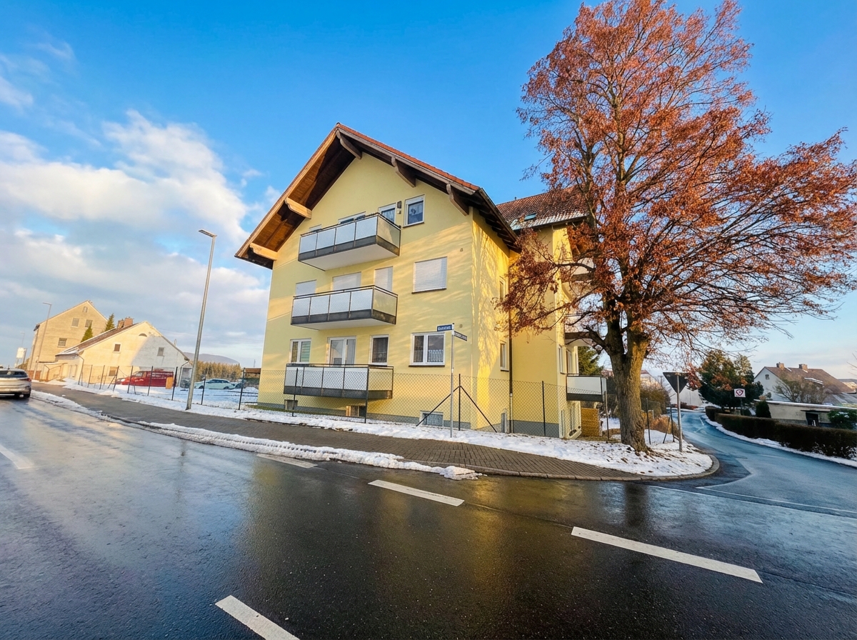 Gepflegtes Mehrfamilienhaus mit 11 Wohneinheiten in Mittweida zum Kauf