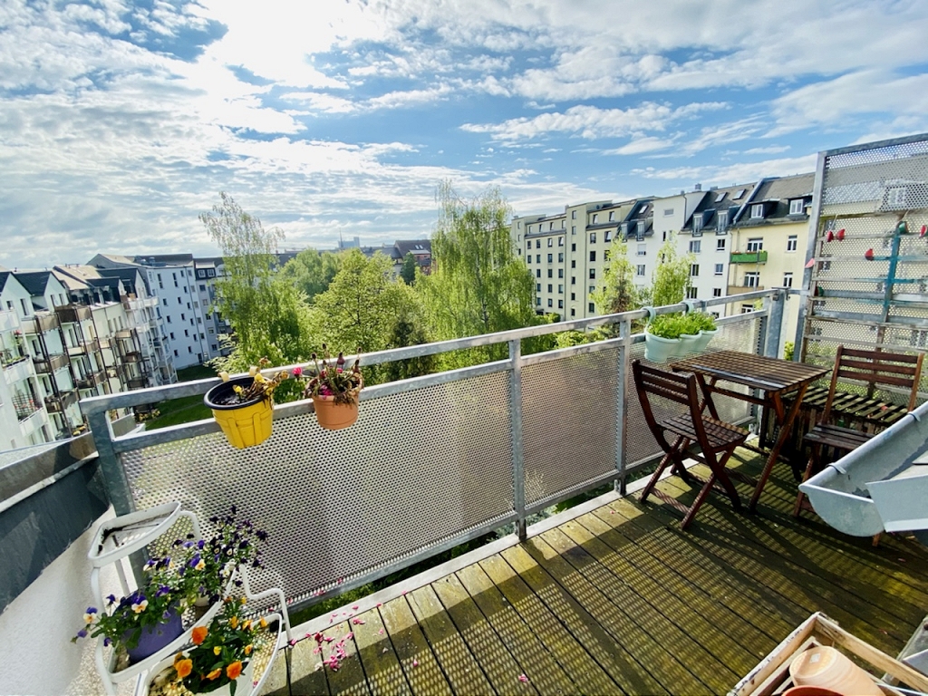 3-Raumwohnung mit Balkon in Chemnitz Kaßberg auf der Kanzlerstraße mieten!