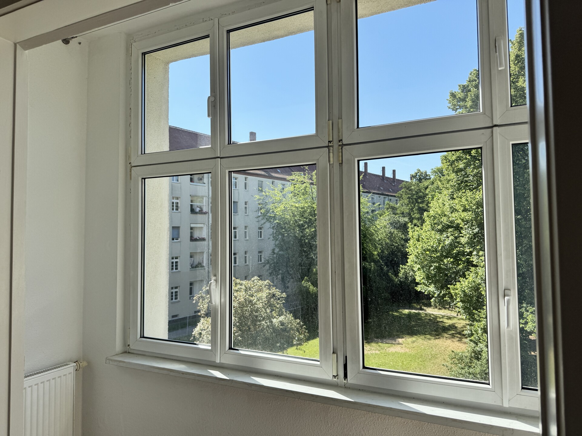 Helle 2-Raumwohnung mit Wintergarten in der Neustadt mieten!
