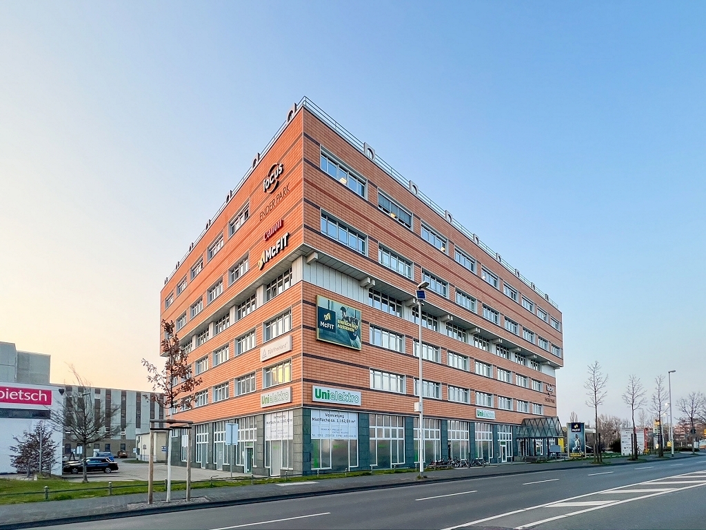 Großhandel-/Lagerfläche mit ca. 1.162 m² in Dresden Seidnitz zur Miete!