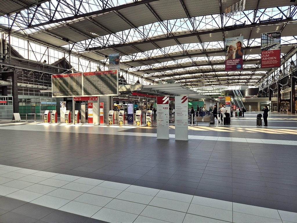 Dresdner Norden | ca. 150 m² Bürofläche im Flughafen Dresden zur Miete