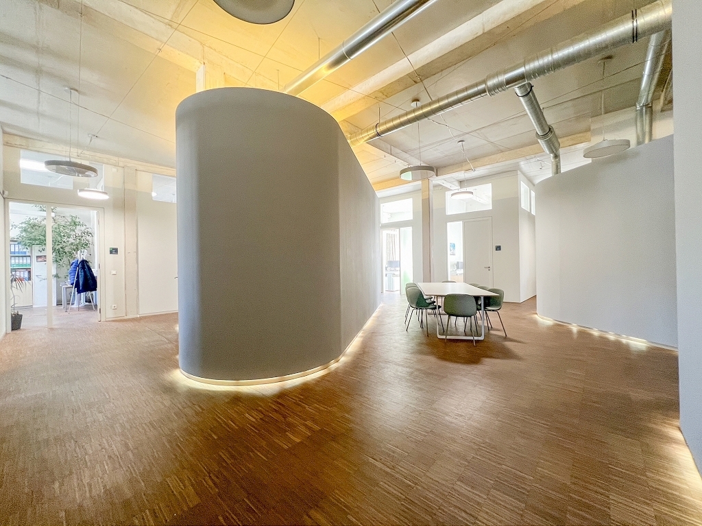 Einzigartige Büroflächen in Dresden Mieten - Bis zu 1.600 m² | teilbar ab ca. 470 m²