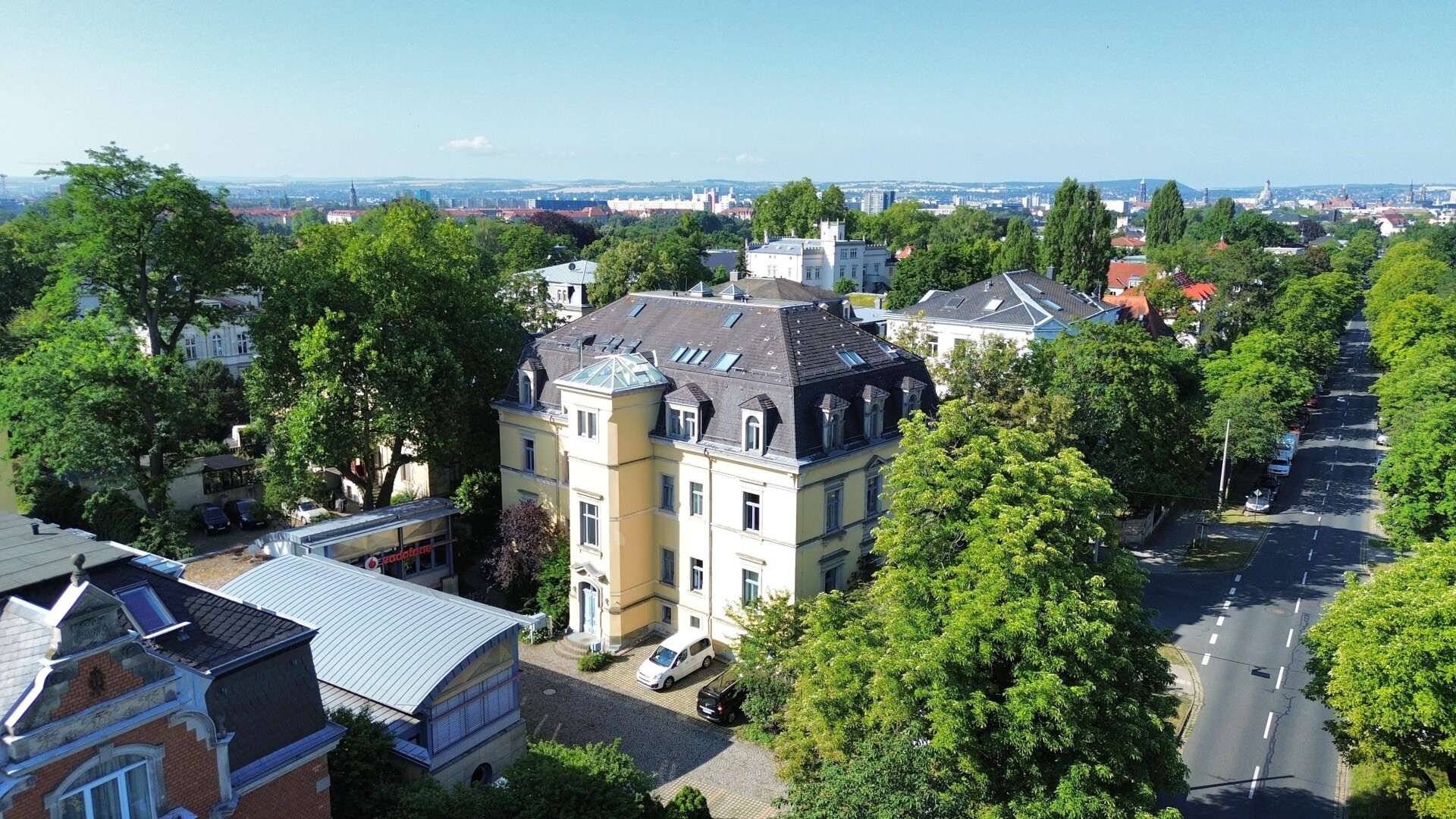 Repräsentative Bürofläche mit ca. 280 m² in der Radeberger Vorstadt zur Miete!