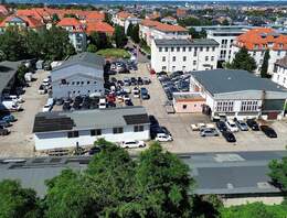 Vielseitige Lager-/Produktionshalle mit ca. 244 m² | Nahe A17 + A4 | auf Gewerbeanwesen zur Miete!