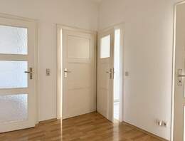 ++Wohnen im Conradhof / 3-Raum Wohnung mit Balkon++