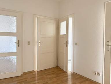 ++Wohnen im Conradhof / 3-Raum Wohnung mit Balkon++