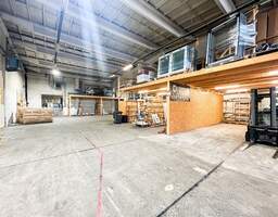 Beste Autobahnanbindung | 790 m² Hallenfläche mit Rampen und Büro nahe der A4 zur Miete