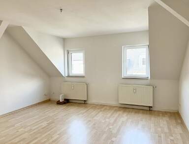 Helle 1 Raumwohnung mit EBK auf dem Sonnenberg Chemnitz zu mieten!