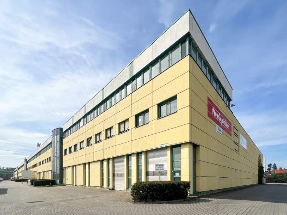Straßenansicht