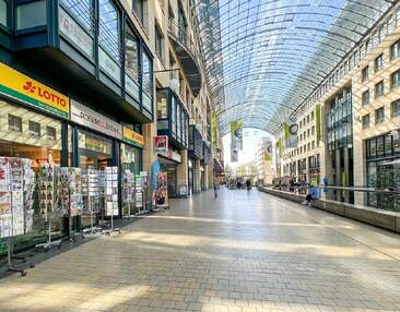 Die perfekte Gelegenheit | TOP Lage im WTC | 500 m² Einzelhandelsfläche zur Miete