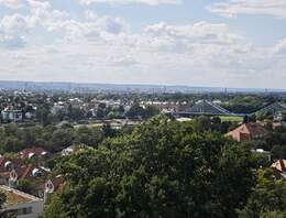 Traumblick über Dresden und die Elbe von Ihrem Balkon!