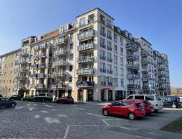 Top Lage! Dachgeschosswohnung mit Balkon & TG Stellplatz in Elbnähe!