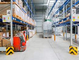 Seltene Gelegenheit - Lager-/Logistikflächen an der Stadtgrenze von Dresden mieten!